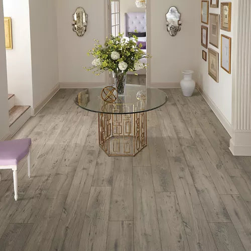 Mohawk Silverstone Chestnut Laminate CDL74-07W RevWood Select Rare Vintage 7.5" x 54.34" (19.76 SF/Box) — room view