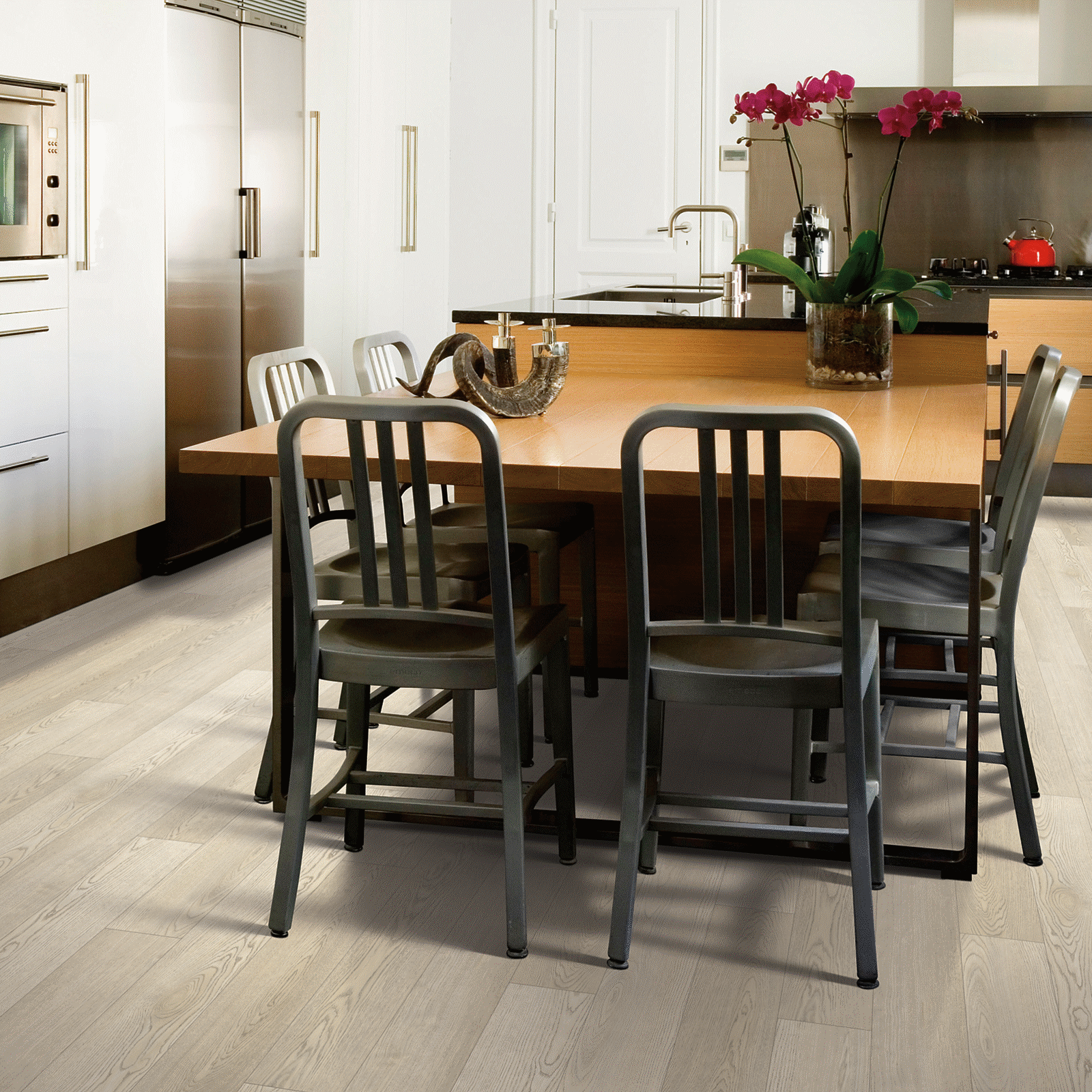 Mohawk Dash Of Pepper Vinyl Plank FTS21-234 SolidTech Select Founders Trace 7" x 48" (23.86 SF/Box)