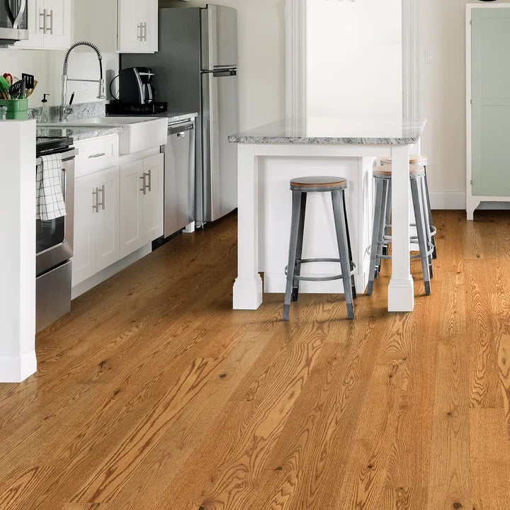 Shaw Lineage Oak SW786-02080 Honey 5" x 13.8" - 74.8" Random Lengths Engineered Hardwood (20.77 SF/Box)