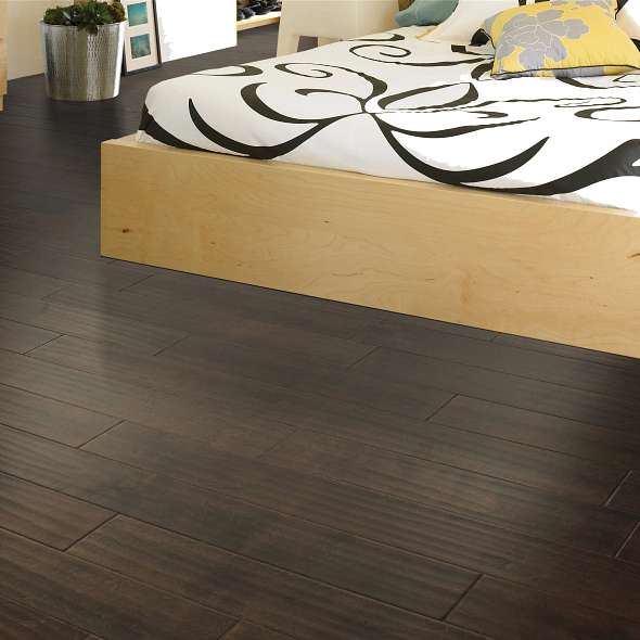 Shaw Biscayne Bay SW520-00493 Bayfront 5" x Random Lengths up to 47.24" Engineered Scraped Birch Hardwood Flooring (29.53 SF/Box)