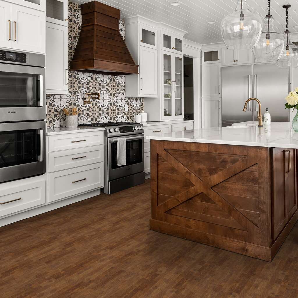 Shaw Sequoia Hickory Mixed Width SW546-00879 Woodlake 14.63" x Random Lengths up to 58.56" Engineered Scraped Hickory Hardwood Flooring (34.96 SF/Box)