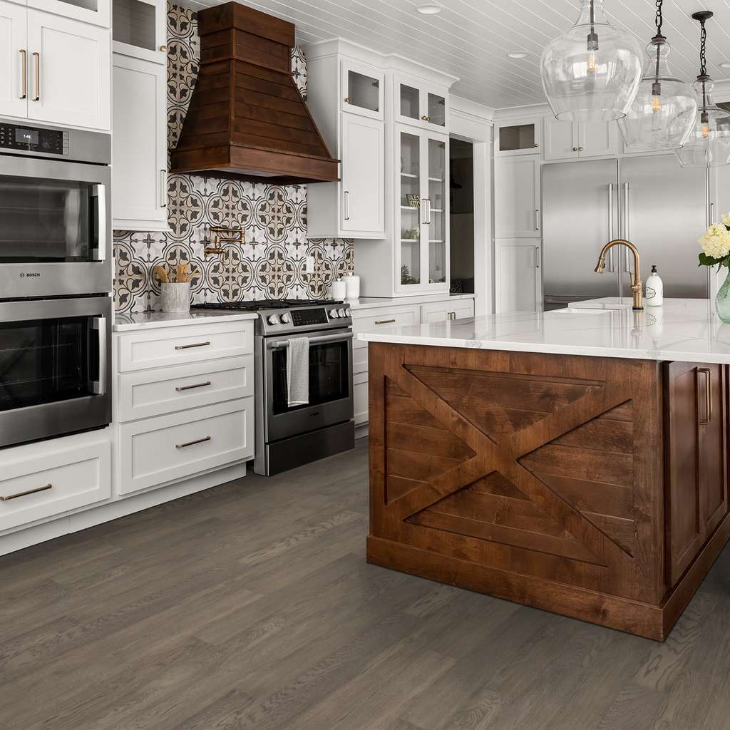 Shaw Empire Oak Plank SW583-05014 Roosevelt 5" x Random Lengths up to 70.87" Engineered Wire Brushed White Oak Hardwood Flooring (29.53 SF/Box)