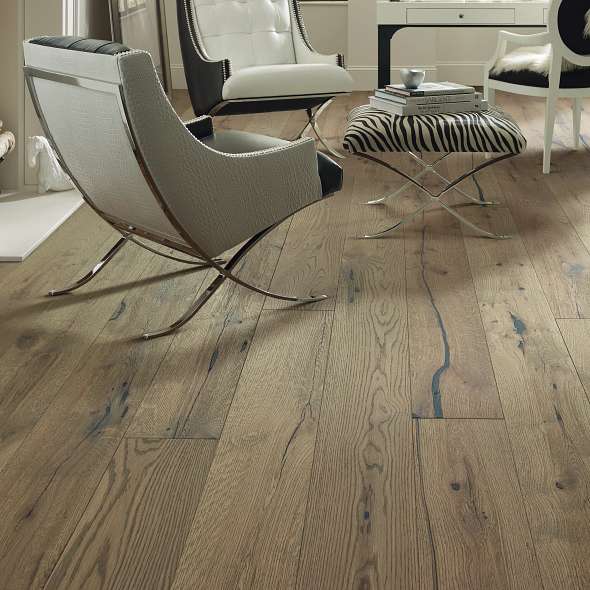 Shaw Reflections White Oak SW661-05048 Wilderness 7" x Random Lengths up to 82.5" Engineered Wire Brushed White Oak Hardwood Flooring (23.58 SF/Box)
