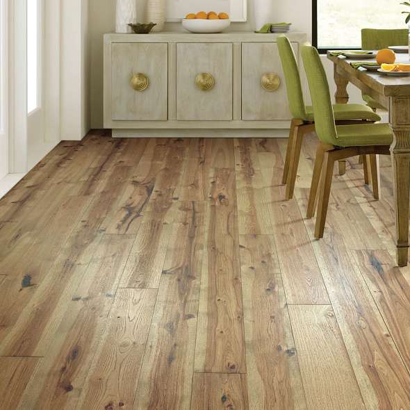 Shaw Reflections Hickory SW673-07036 Radiance 7" x Random Lengths up to 82.5" Engineered Wire Brushed Hickory Hardwood Flooring (23.58 SF/Box)