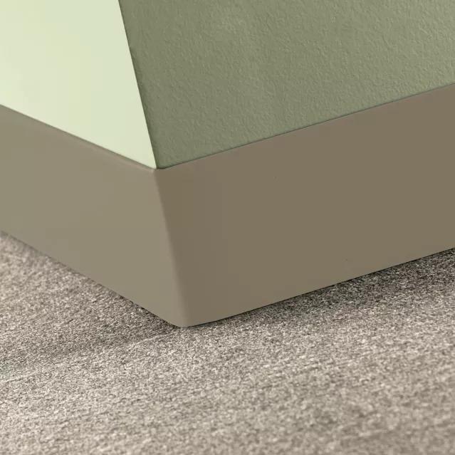 Tarkett / Johnsonite Tightlock Carpet Wall Base #176 Brass 4 1/2" x 4' Pieces by 1/8" Straight (Toeless)