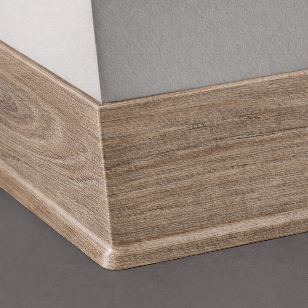 Tarkett / Johnsonite Masquerade Traditional Wall Base ME3 Seasoned Oak Scout 4" x 4' Pieces by 1/8" Cove (with Toe)