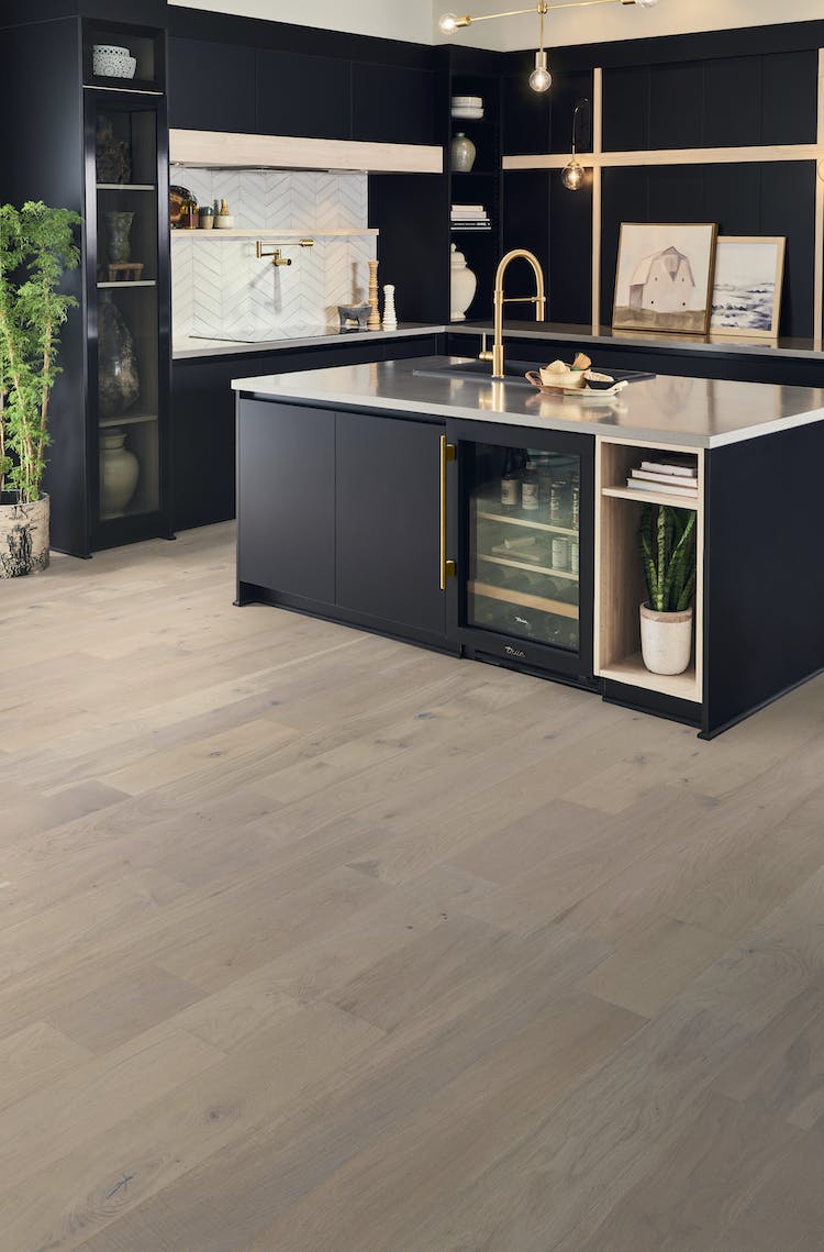 Mannington Snowcap Engineered Hardwood HPLV07SNW1 Latitude Park City 7 1/2" Wide With Varying Lengths Up to 83” (25.77 SF/Box)