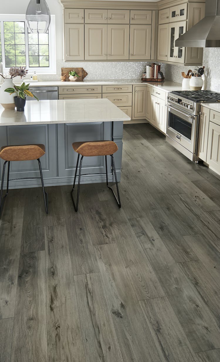 Mannington Ink Laminate 28601-553366 Restoration Collection Anthology 7 9/16" x 50 1/2" (17.5 SF/Box)