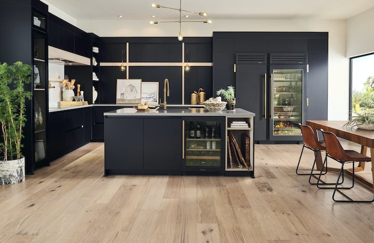 Mannington Summit Engineered Hardwood HPLV07SUM1 Latitude Park City 7 1/2" Wide With Varying Lengths Up to 83” (25.77 SF/Box)