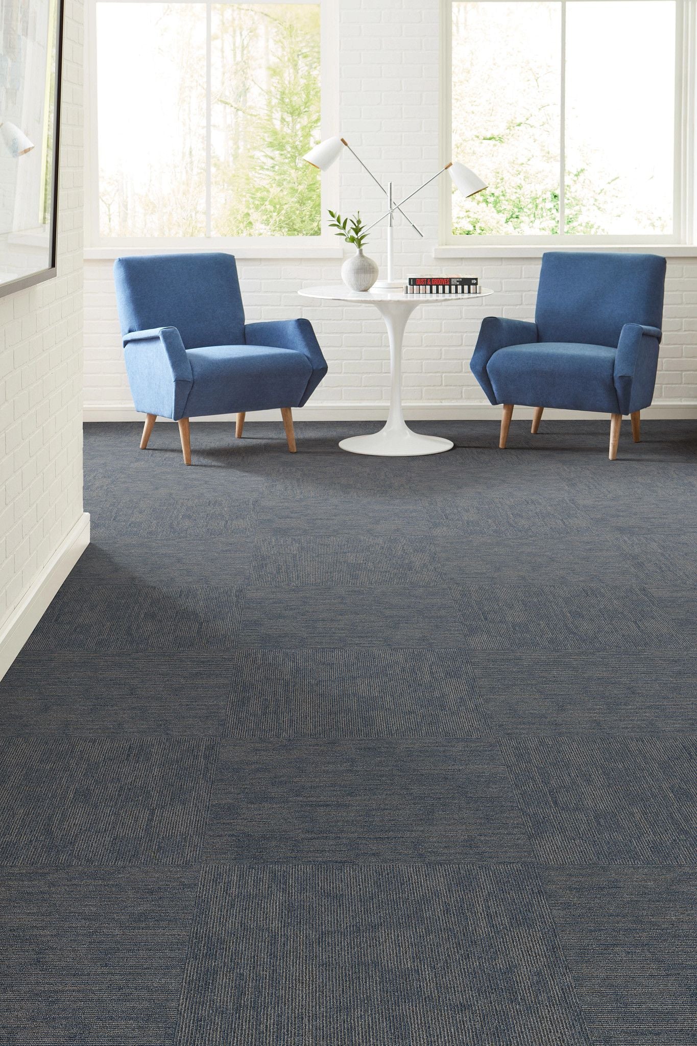 Shaw Knock Out 5th & Main 54957-00400 Success Carpet Tile