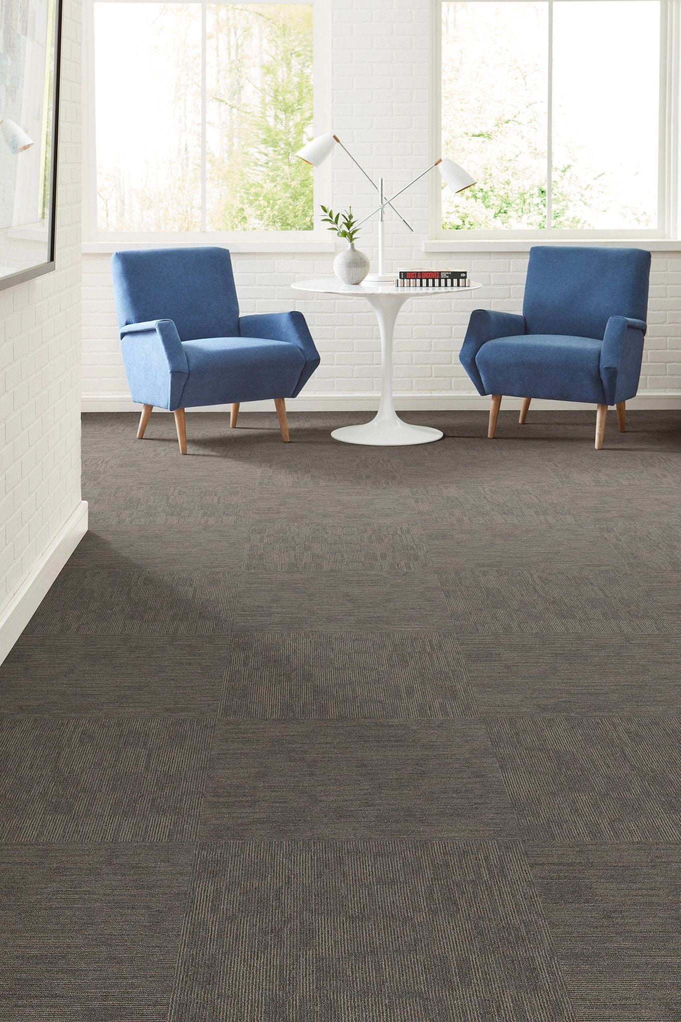 Shaw Knock Out 5th & Main 54957-00500 Challenger Carpet Tile