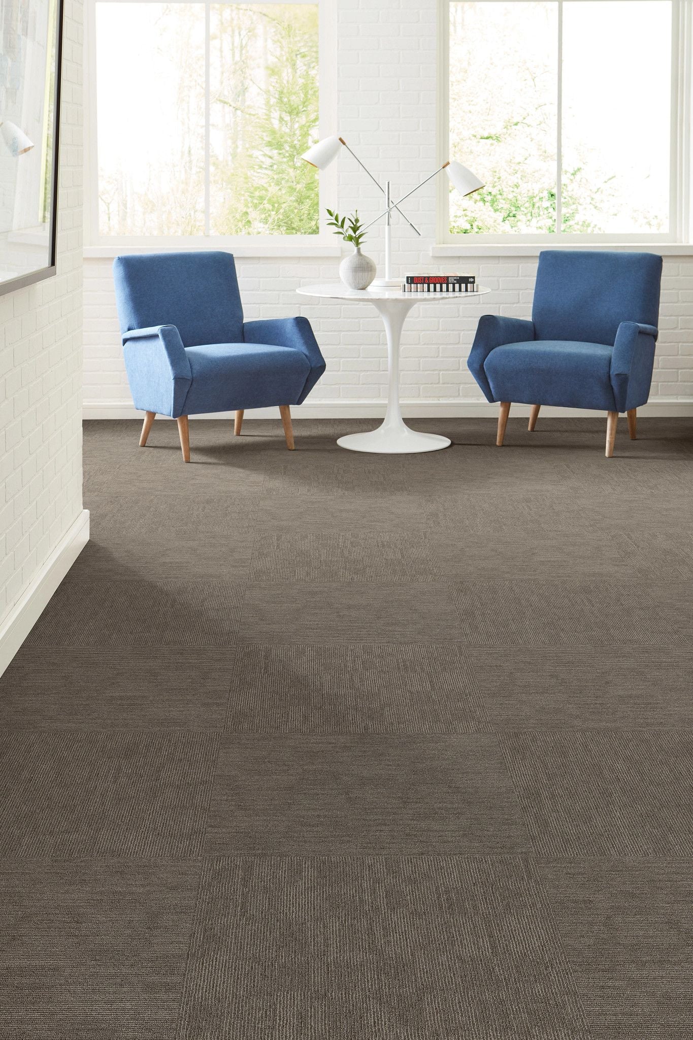Shaw Knock Out 5th & Main 54957-00700 Competitor Carpet Tile
