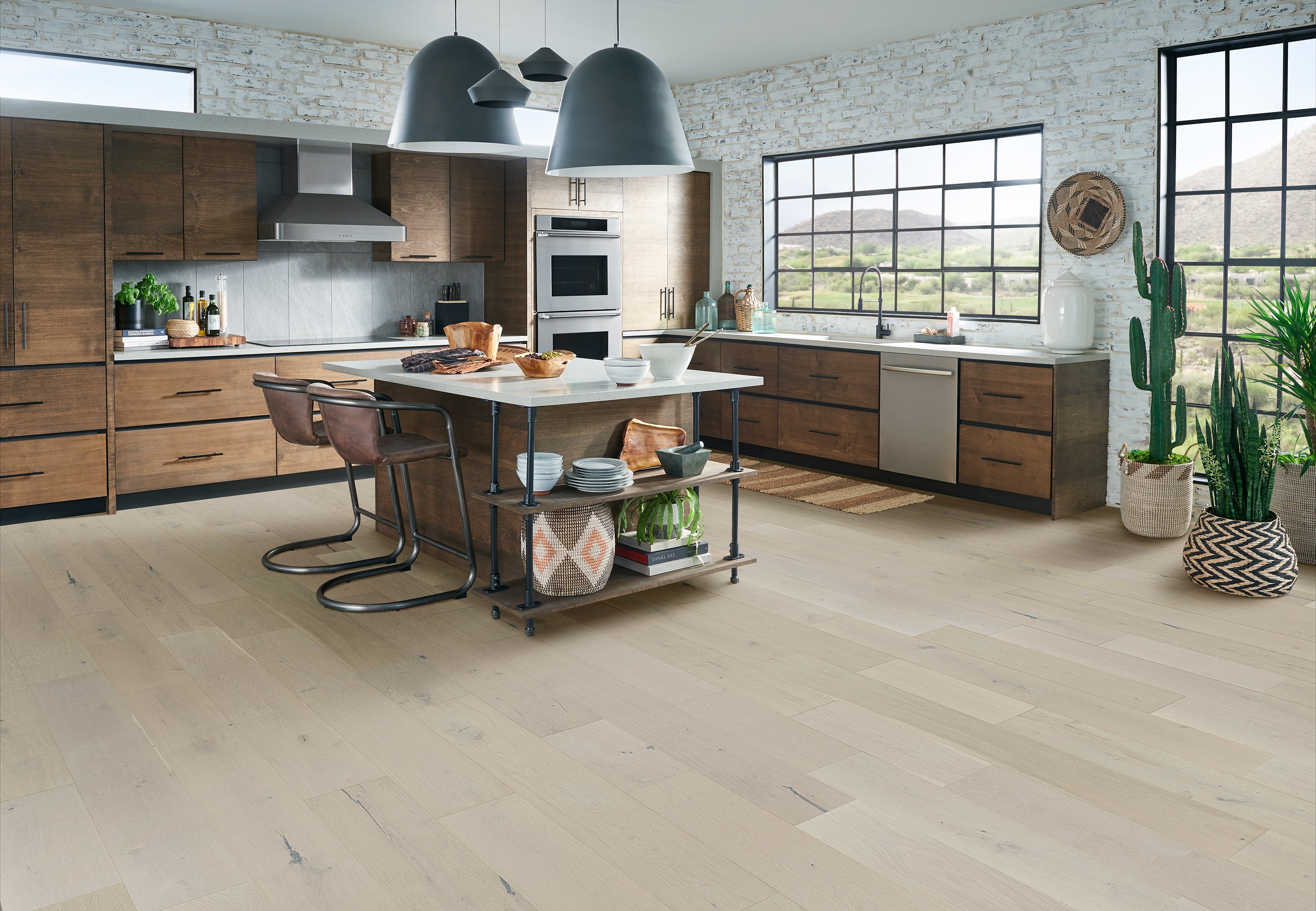 Bruce Engineered Hardwood Flooring White Oak Brushed Impressions Limited Color 9" BRBH96EK36W