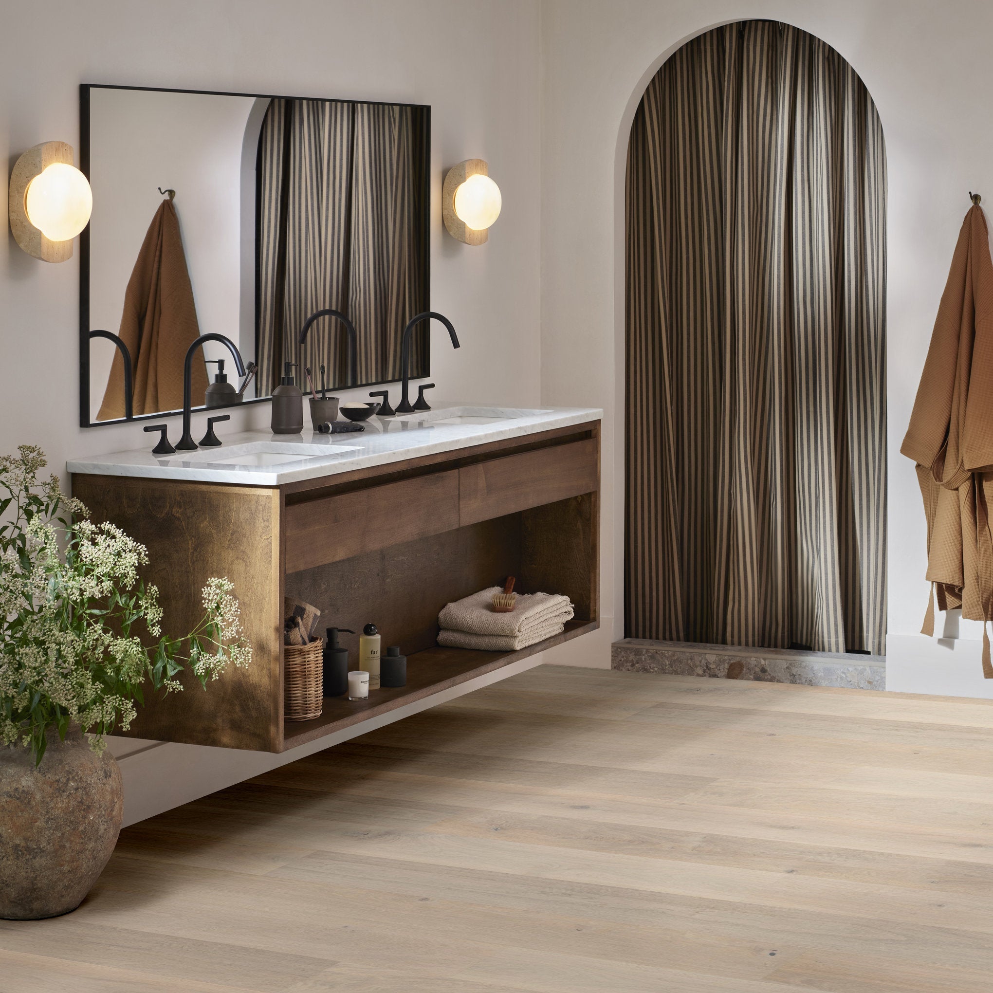 Anderson Tuftex Chateau Oak