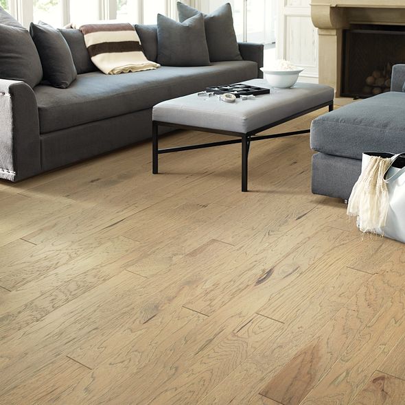 Shaw Yukon Maple Mixed Width 1 Engineered Hardwood