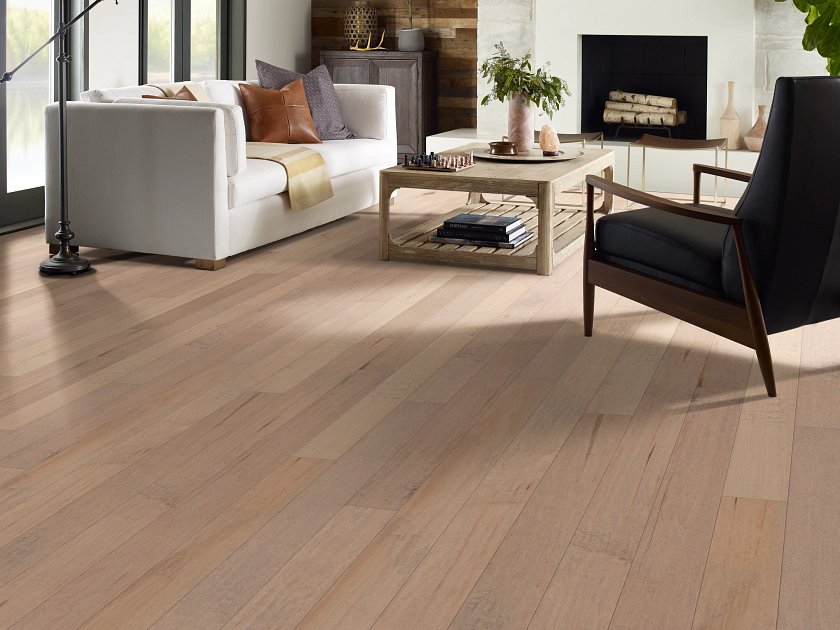 Shaw Yukon Maple 5 Canvass Lg engineered hardwood flooring photographed in a living room, pairing natural wood hardwood with the furniture layout.