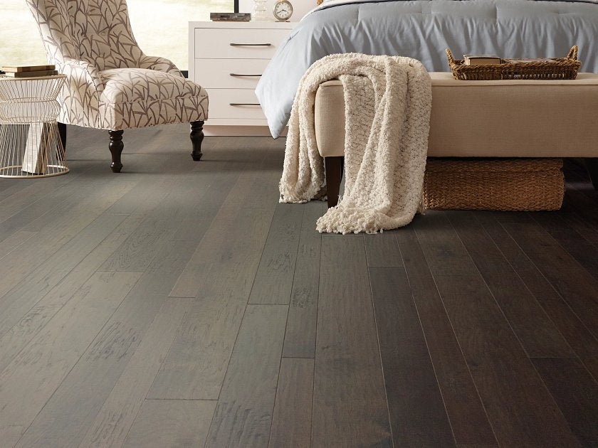 Shaw Pebble Hill Mixed Width SW742-07073 Pumice 10" x Random Lengths up to 58.56" Hardwood (34.96 SF/Box)