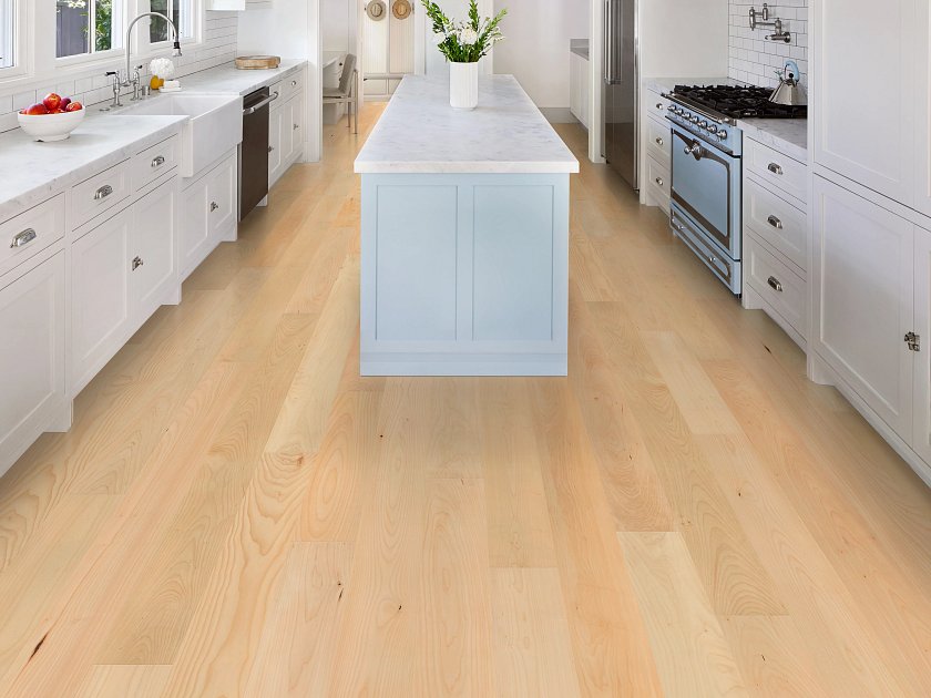 Shaw Natural Classics SW766-01148 Hard Maple 7" x 13.8" - 74.8" Random Lengths Engineered Hardwood (29.12 SF/Box)