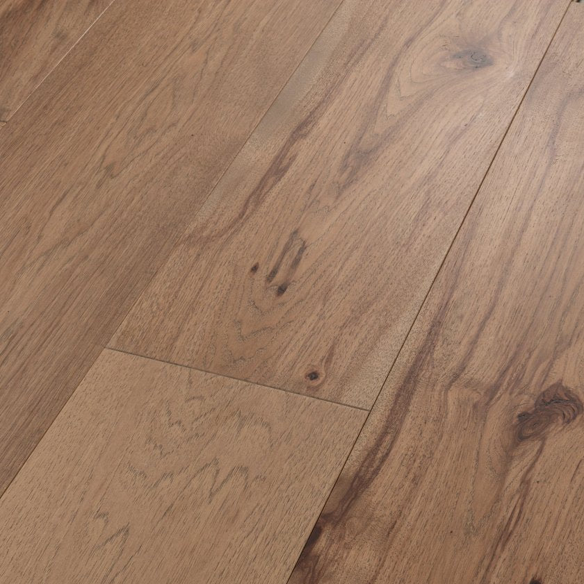 Shaw Landmark Sliced Hickory SW748-01119 Cumberland 9.25" x Random Lengths up to 82.5" Hardwood (31.16 SF/Box)