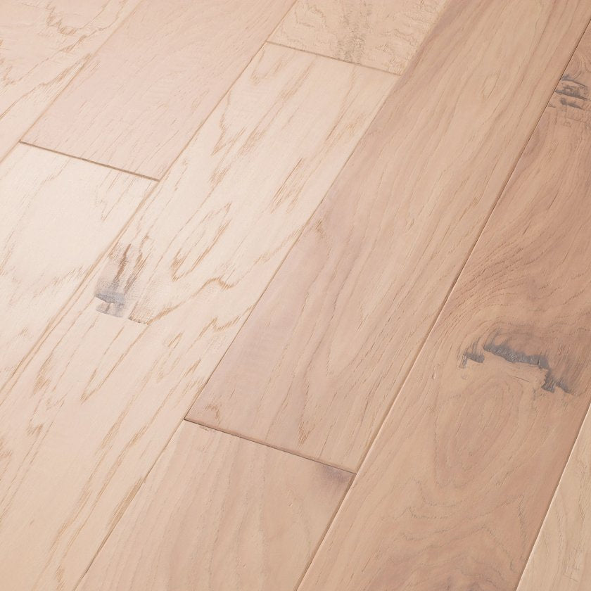 Shaw Pebble Hill Hickory 5 Linen SW219-01086 5" x Random Lengths up to 58.56" (23.66 SF/Box)
