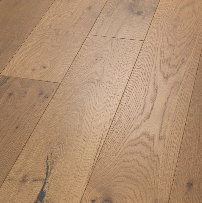 Shaw Reflections White Oak SW661-01027 Timber 7" x Random Lengths up to 82.5" Engineered Wire Brushed White Oak Hardwood Flooring (23.58 SF/Box)