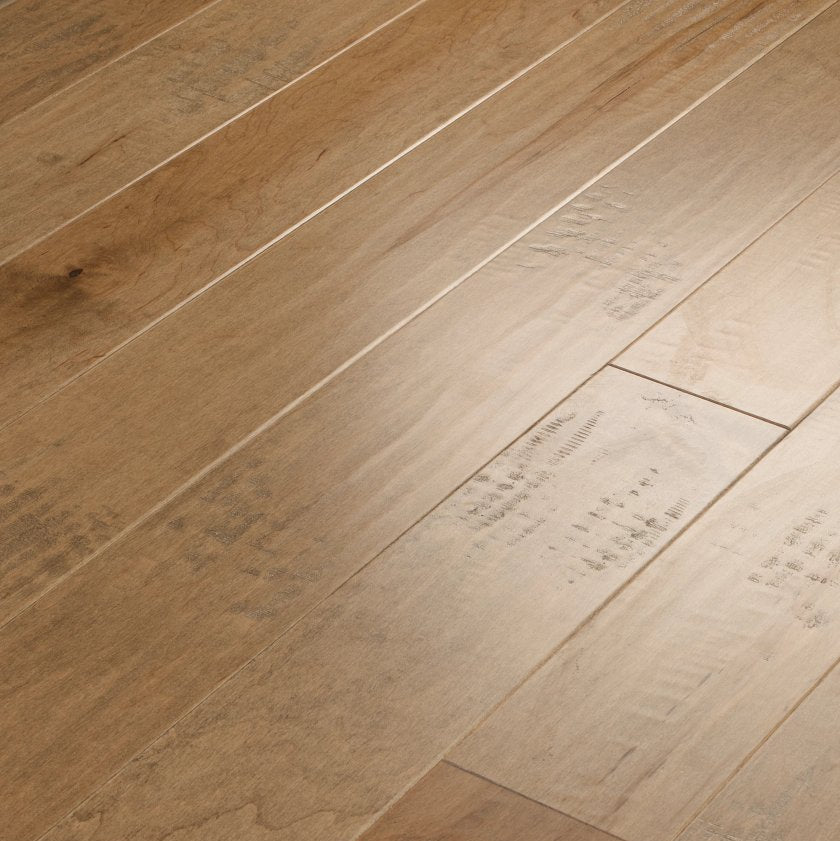 Shaw Yukon Maple 5 SW547-01001 Gold Dust 4.94" x Random Lengths up to 58.5" Engineered Scraped Maple Hardwood Flooring (23.66 SF/Box)