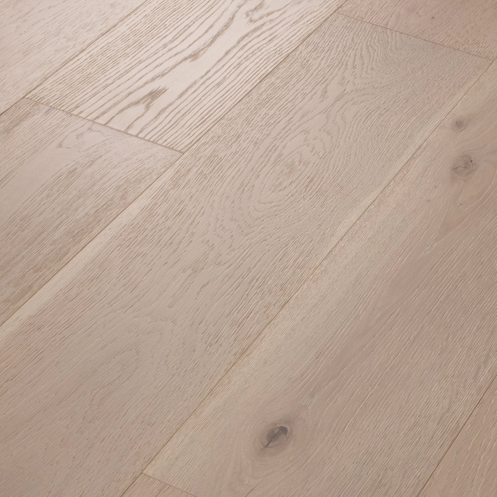 Anderson Tuftex Provincial Plank AA850-15041 Ashen 7.50" x Random Lengths up to 74.8" Engineered Hardwood (23.31 SF/Box) Full-Checkout