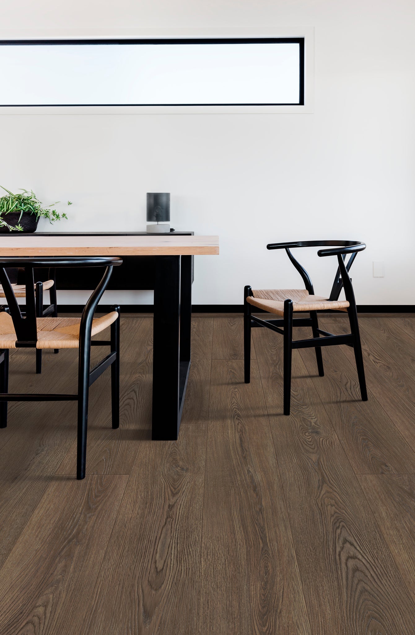 COREtec Originals Premium CR500-03037 Mustang Oak 8.74" x 72.05" Floating LVT (17.49 SF/Box)