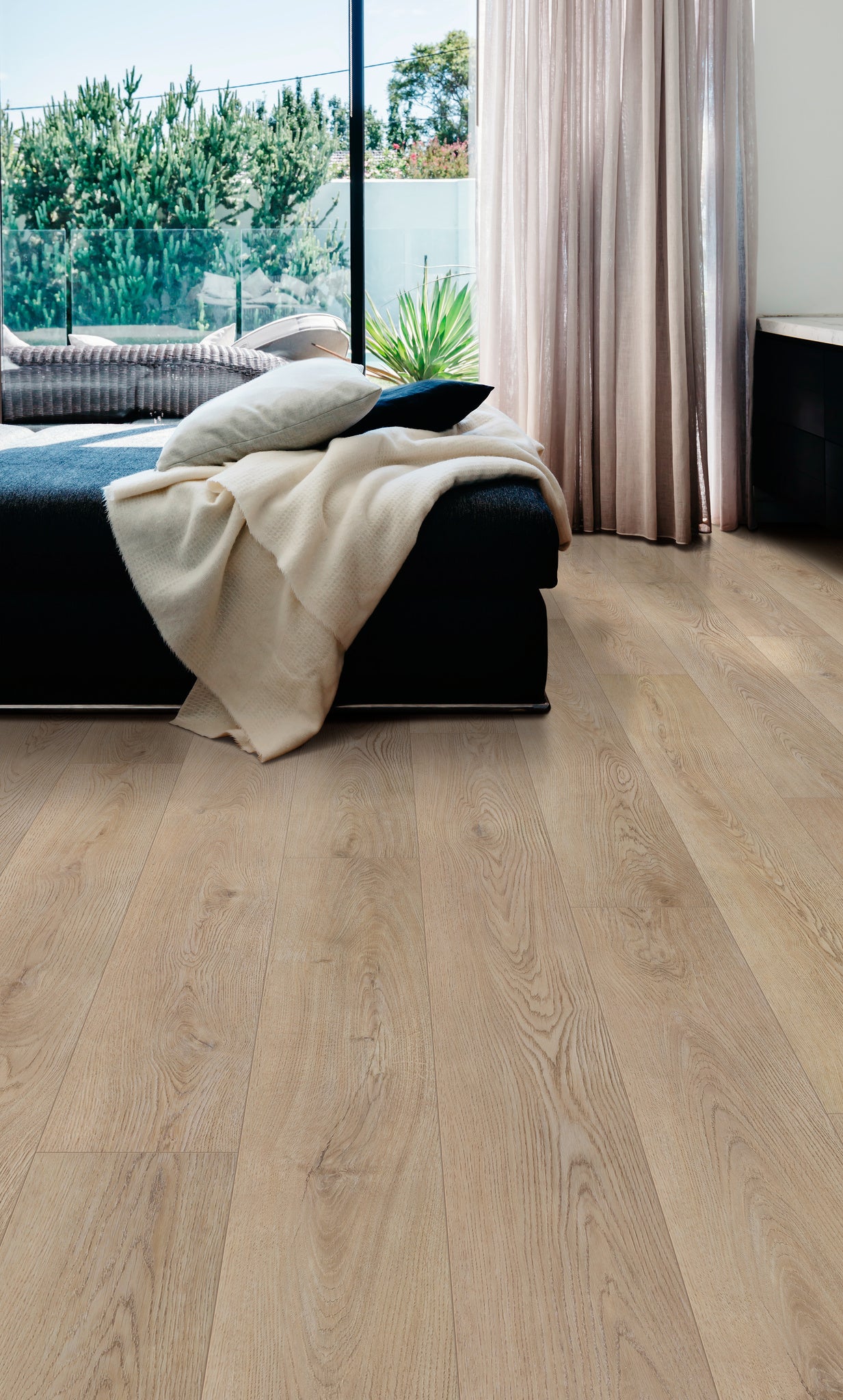 COREtec Originals Premium CR500-05079 Natural Linen Oak 8.74" x 72.05" Floating LVT (17.49 SF/Box)