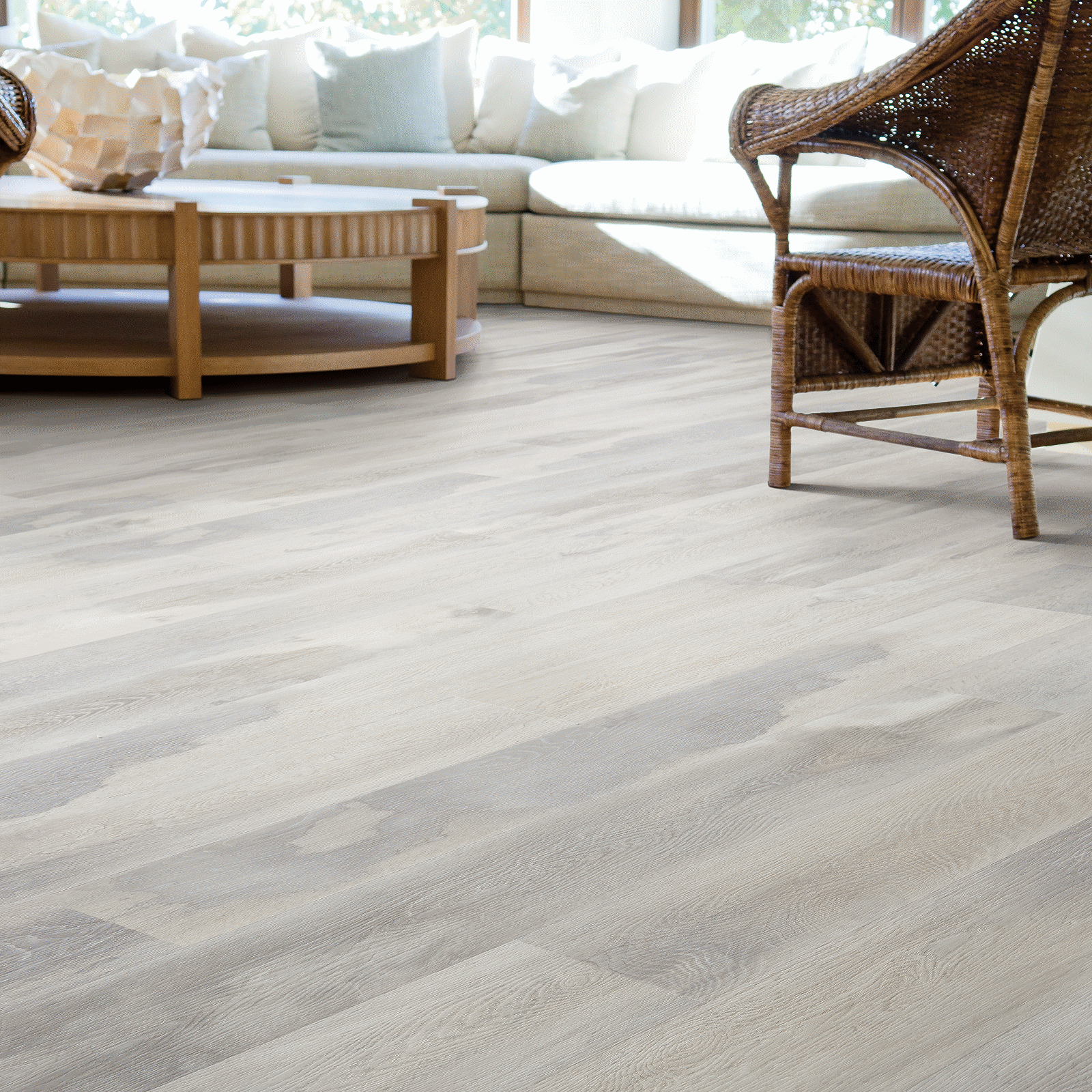 Mohawk SolidTech Select Explorers Cove ECS21-139 Moon Shine Vinyl Plank 7" X 48" (28.63 SF/Box)