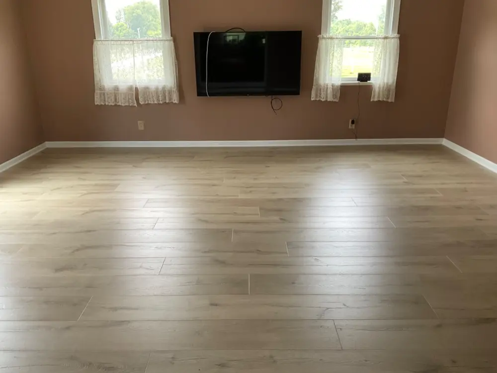 Mohawk RevWood Castlebriar Laminate – Sand Pearl 9.44 Mohawk RevWood Castlebriar Laminate – Sand Pearl 9.44