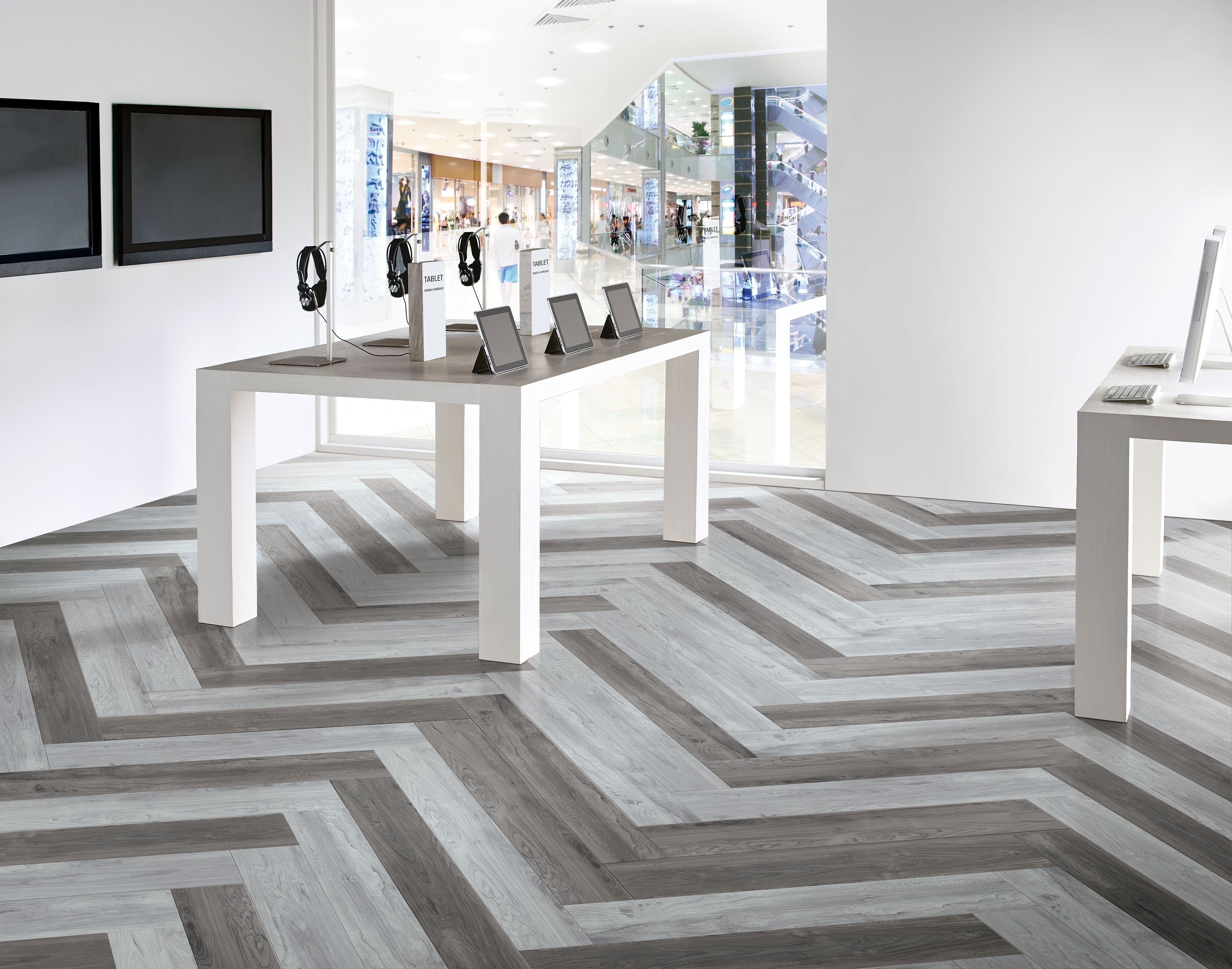 Armstrong Natural Creations with Diamond 10 Technology NA228 Smoky Mountain 6" x 36" Luxury Vinyl Tile (45 SF/Box)