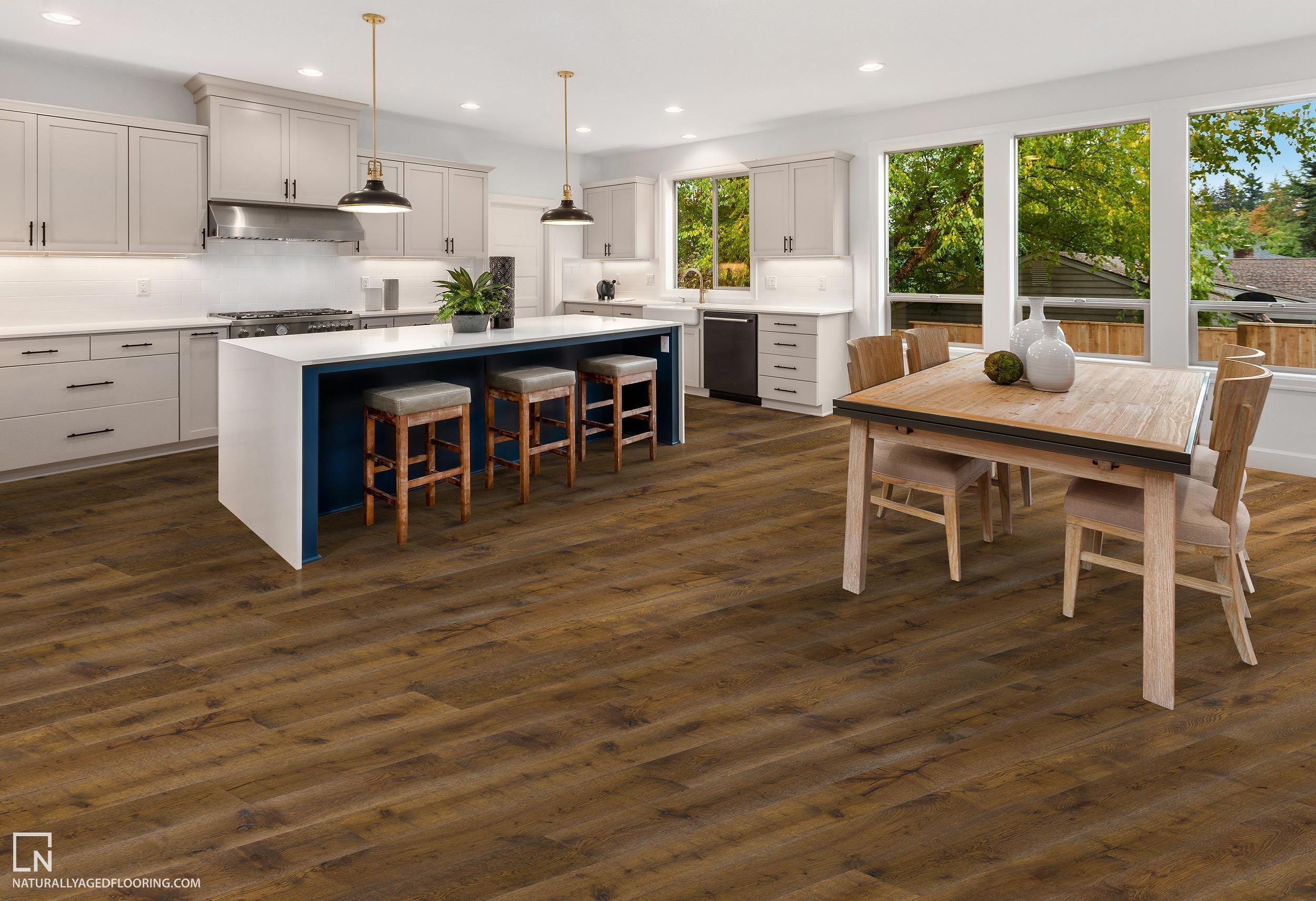 Naturally Aged Flooring Medallion 91198-06 Rushmore 7 1/2" x Varying Length 2' - 6' by 9/16" Engineered Hardwood (22.82 SF/Box)