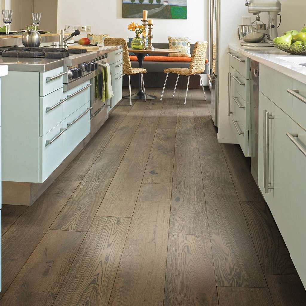 Shaw Castlewood Oak SW485-00508 Armory 7.48" x Random Lengths up to 74.8" Engineered Wire Brushed White Oak Hardwood Flooring (31.09 Sf/Box)