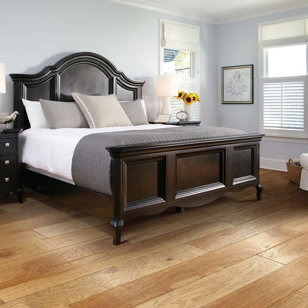 Shaw Sequoia 6 3/8 SW545-02002 Bravo 6.38" x Random Lengths up to 58.5" Engineered Scraped Hickory Hardwood Flooring (30.48 Sf/Box)