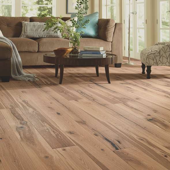 Shaw Reflections White Oak Sw661-01027 Timber 7" x Random Lengths up to 82.5" Engineered Wire Brushed White Oak Hardwood Flooring (23.58 Sf/Box)