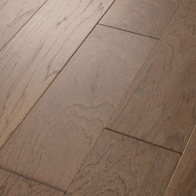 Shaw Alpine Hickory SW710-01078 Morningside 6.38" x Random Lengths up to 58.5" Smooth Hickory Hardwood Flooring (30.48 Sf/Box)