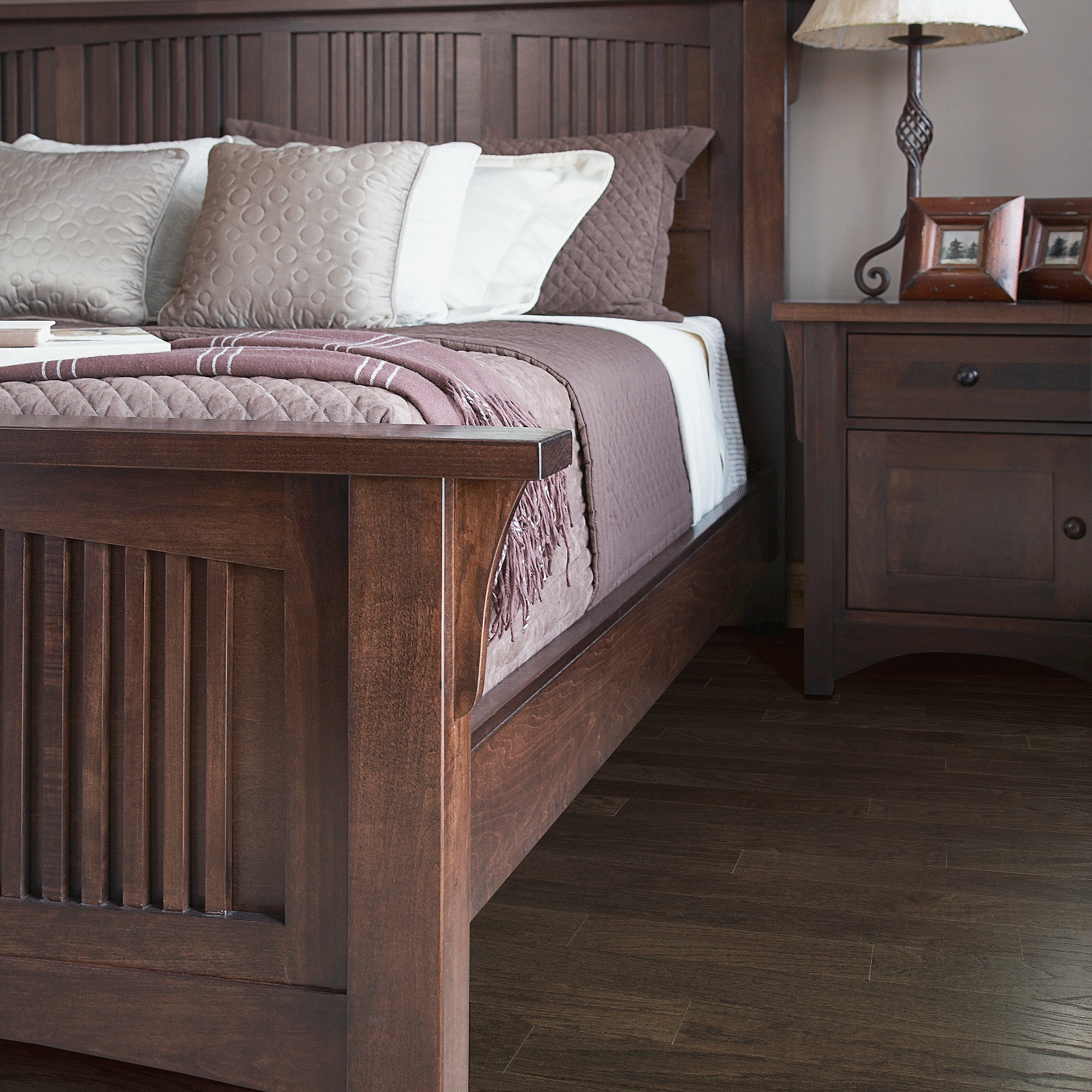 Mohawk TecWood Essentials American Retreat WEC09-17 Stonewash Oak Engineered Hardwood 5" x Random Lengths (28.25 SF/Box)