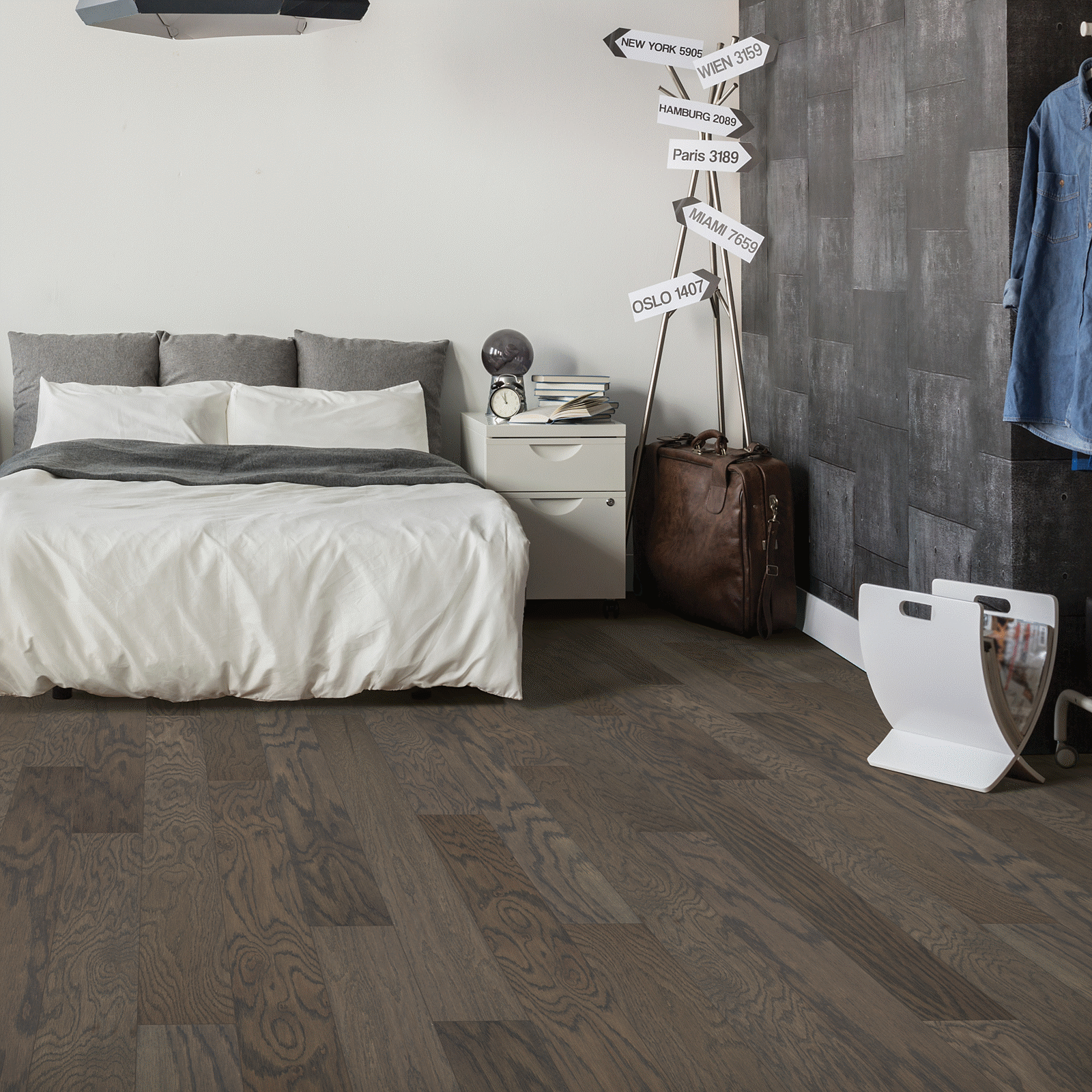 Mohawk TecWood Essentials City Vogue WED01-45 Los Angeles Oak Engineered Hardwood 5" x Random Lengths (28.25 SF/Box)
