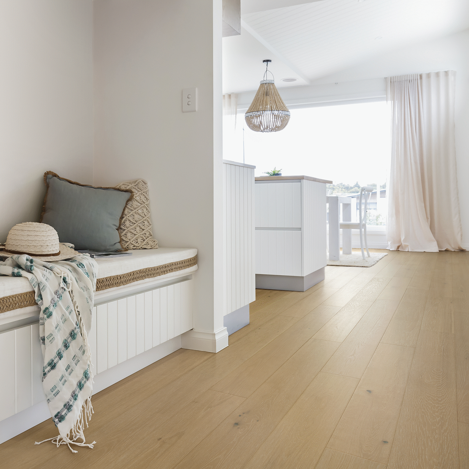 Mohawk TecWood Select Harbor Estates WEK05-30 Seaglass Oak Engineered Hardwood 7.5" X 86.7" (27.41 SF/Box)