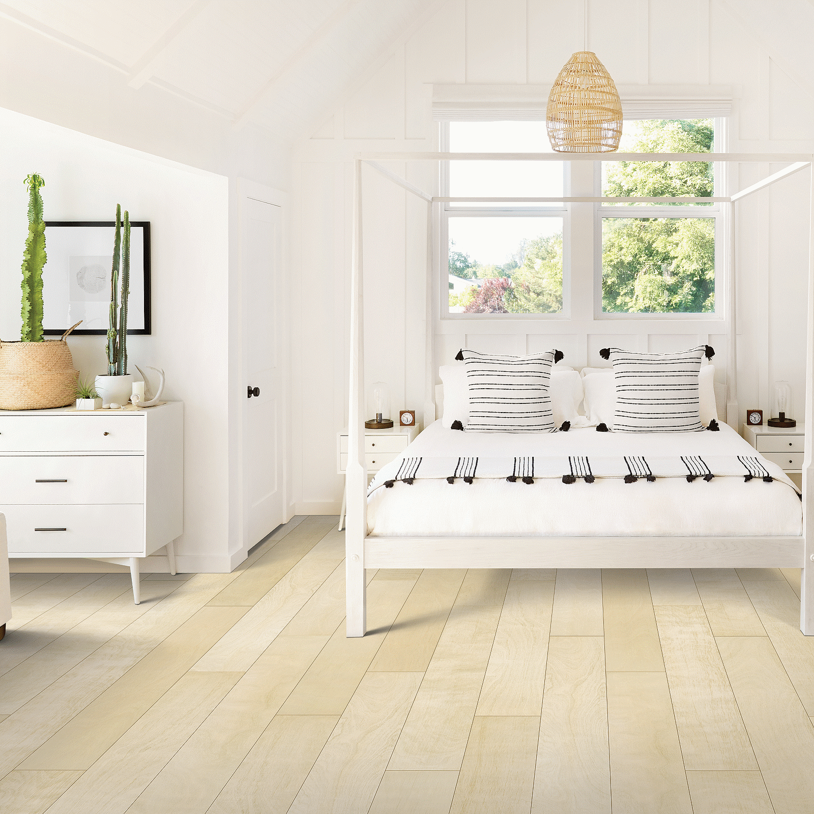 Mohawk TecWood Essentials Sendera Birch WEK40-02 Snowy Birch Engineered Hardwood 6.5" X 48" (26.15 SF/Box)