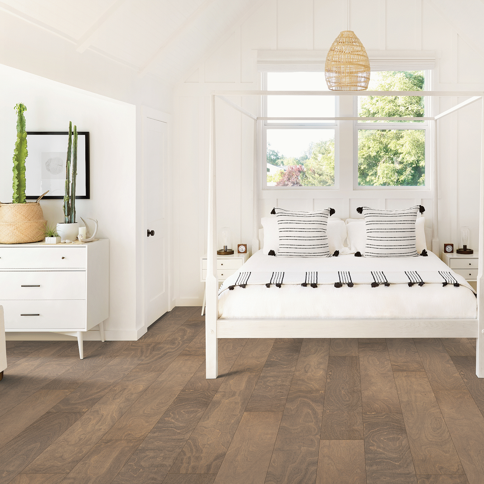 Mohawk TecWood Essentials Sendera Birch WEK40-05 Doeskin Birch Engineered Hardwood 6.5" X 48" (26.15 SF/Box)
