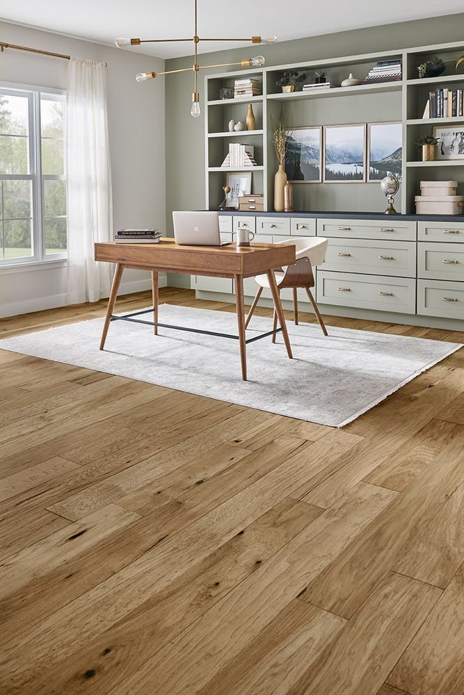 Mannington Hand Crafted Mountain View XL MVXL06CHP1-467438 Champagne 6.57" Wide With Varying Lengths Up to 83” (37.13 SF/Box)