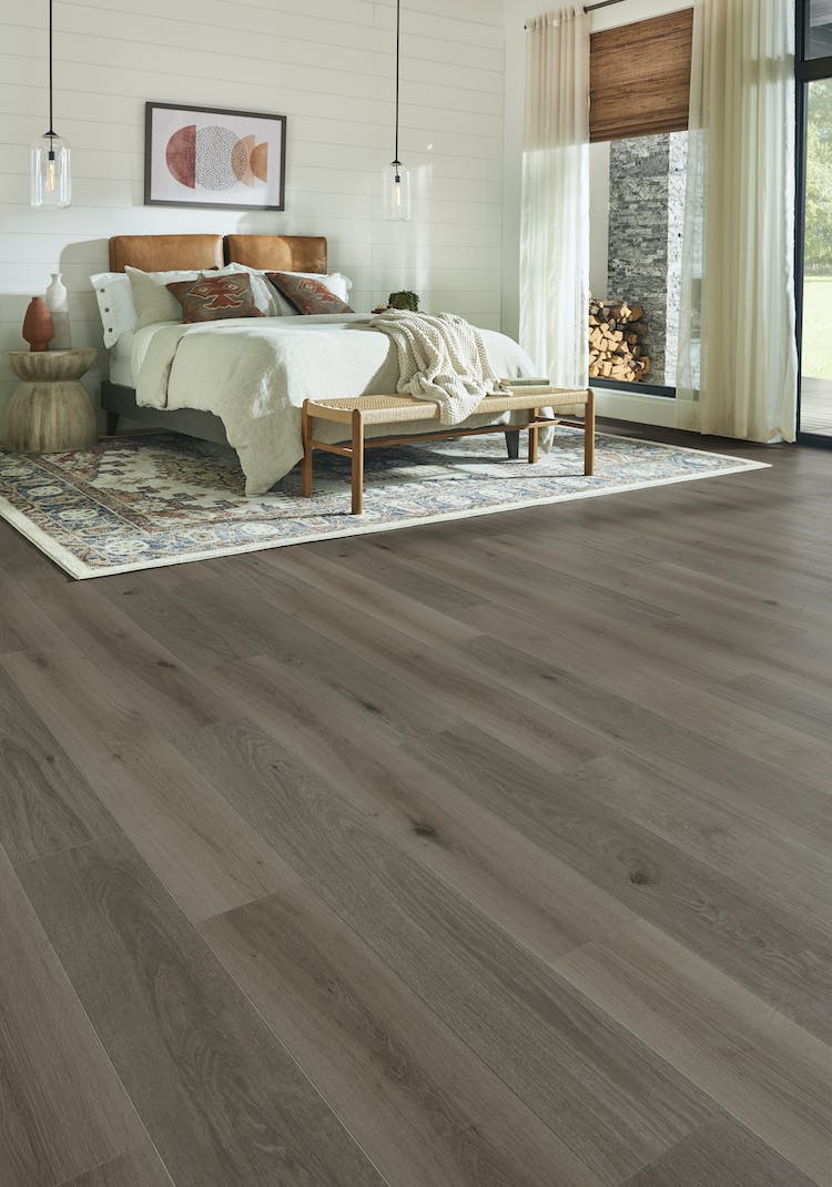 Mannington Restoration Collection® Haven 28612-553371 Coffee 7 9/16" x 47 1/2" (17.5 SF/Box)