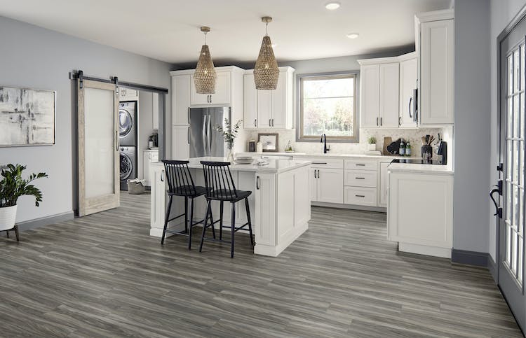 Mannington REALTA® SPC RSP108-551275 Elmwood Smoke 7" x 48" (23.67 SF/Box)