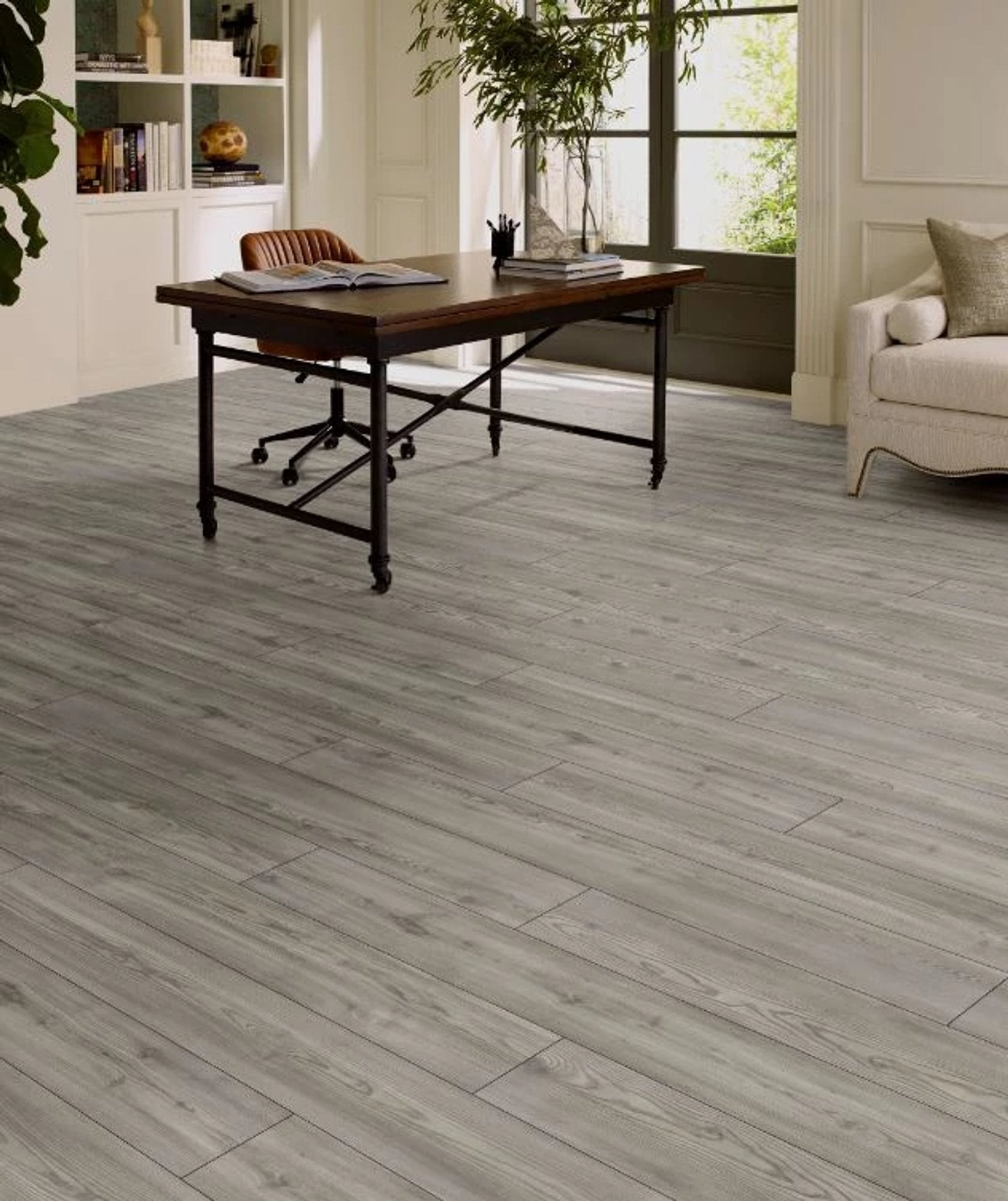 Shaw Floorte Pro Paragon 7" Plus 1020V-05052 Fresh Pine 7" X 48.03" SPC Vinyl Flooring (18.91 SF/Box)