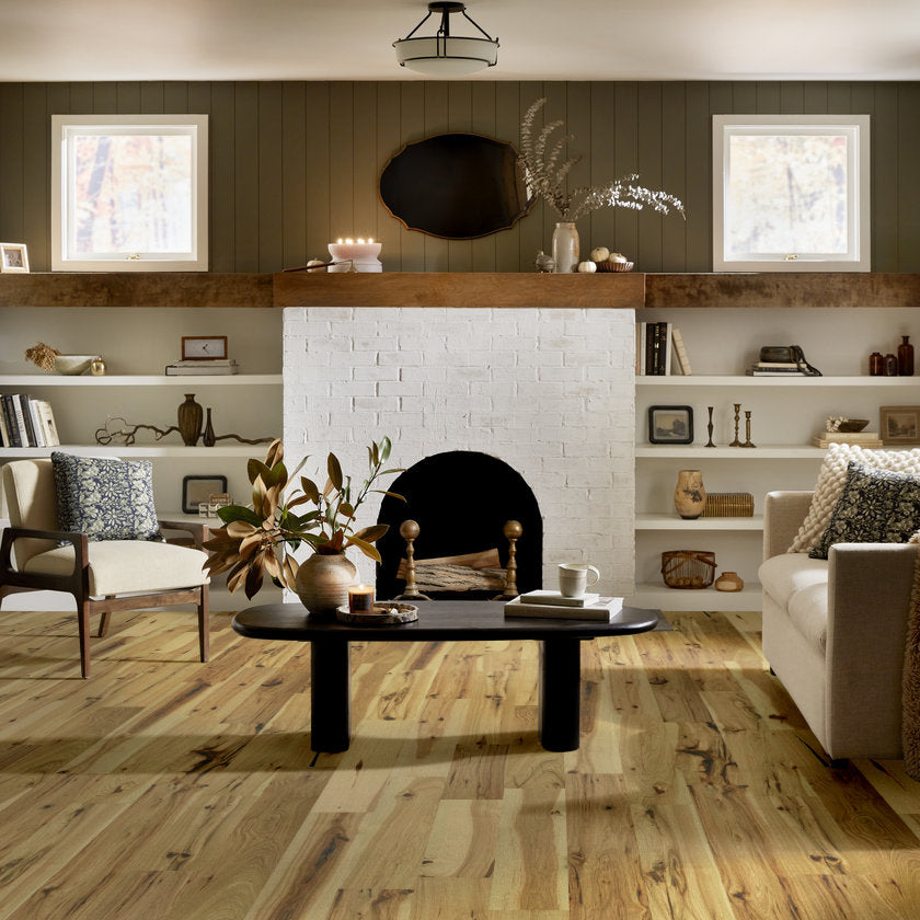 Shaw Reflections Hickory SW673-01033 Luminous 7" x Random Lengths up to 82.5" Engineered Wire Brushed Hickory Hardwood Flooring (23.58 SF/Box)