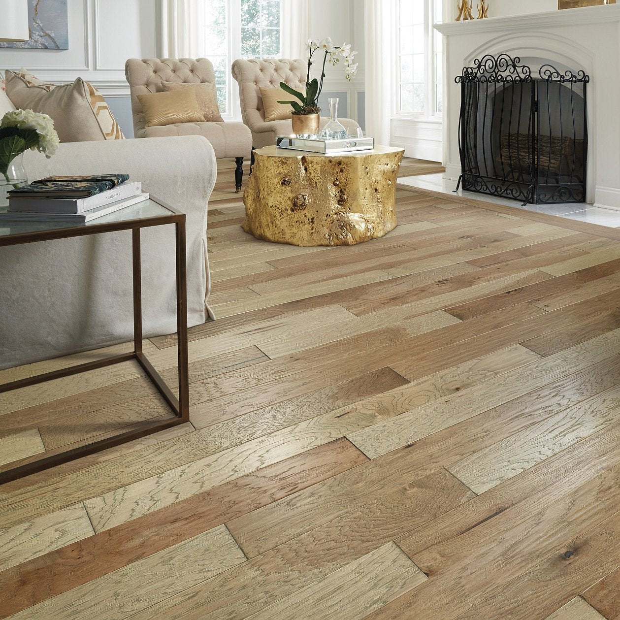 Shaw Fremont Hickory SW592-02019 Honey Glow 5" x Random Lengths up to 58.5" Engineered Scraped Hickory Hardwood Flooring (23.66 SF/Box)