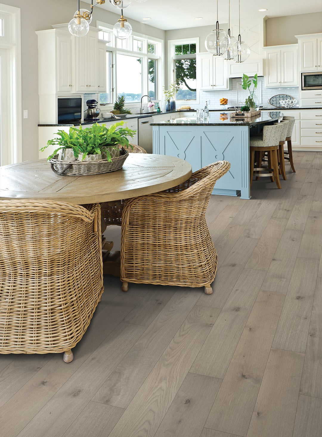 Mohawk UltraWood Select Gingham Oaks WED15-04 Ember Oak Engineered Hardwood 7" X 48" (24.54 SF/Box)