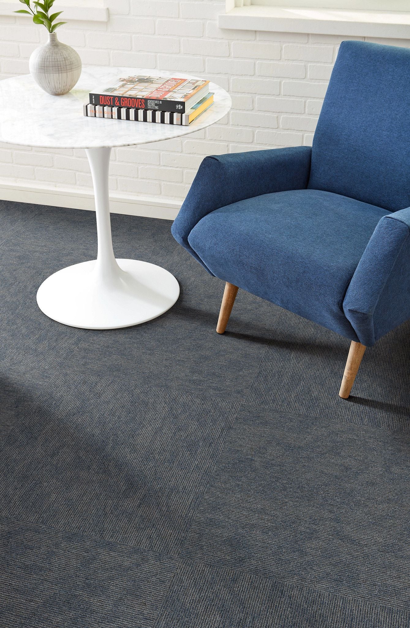 Shaw Contender 5th & Main 54956-00400 Success Carpet Tile